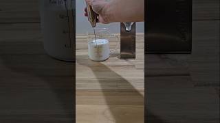 Aerolatte Handheld Milk Frother [upl. by Esdras222]